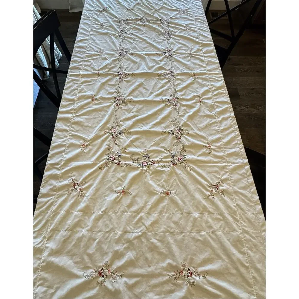 Vintage Handmade Tablecloth Embroidered Applique Flowers Butterflies 64